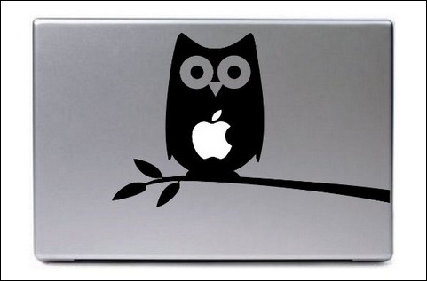 owl-in-a-tree-macbook-decal-mac-apple-skin-sticker