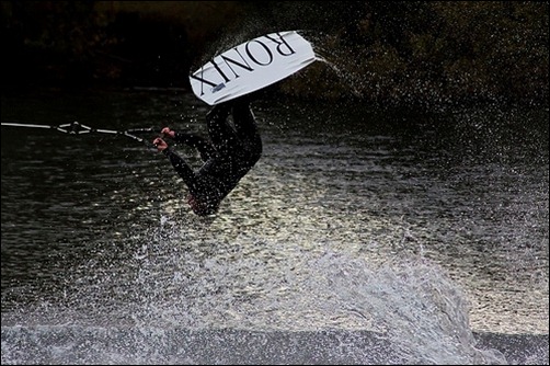 How-To-Photograph-Wakeboarders-&-Waterskiing[3]