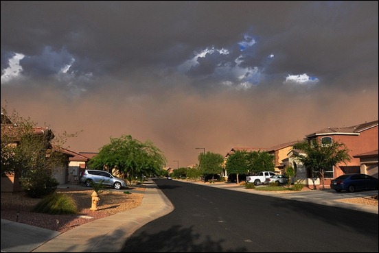massive-dust-storm-11